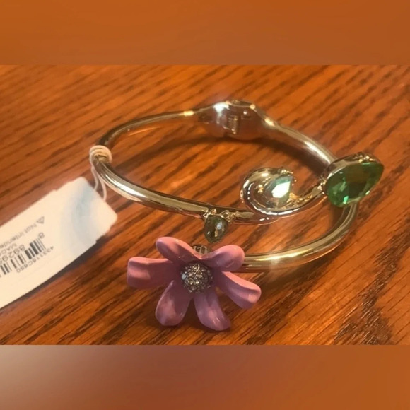 BETSEY JOHNSON SET Polka Dot Daisy Bracelet & Matching Daisy Earrings NEW NWT - Picture 9 of 12